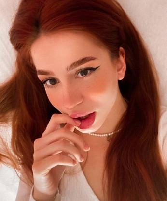 Родной! 🌸 Я воплощение твоих самых потаенных фантазий... Представь себе сказочные приключения, наполненные страстью и наслаждением. 😉 Я креативная и нежная Мося, с богатым опытом и умением доставлять удовольствие. Позволь мне позаботиться о твоей жажде новых ощущений, и ты откроешь для себя мир незабываемых эмоций. Отведи глазки на мои фото – чувственные и соблазнительные. Живу в Москве и готова порадовать тебя своими услугами. За мной остаются только положительные отзывы и улыбки на лицах моих довольных клиентов. 🌟 Позвони мне и мы отправимся в удивительное путешествие наслаждения и раскрепощения...💋 Анна